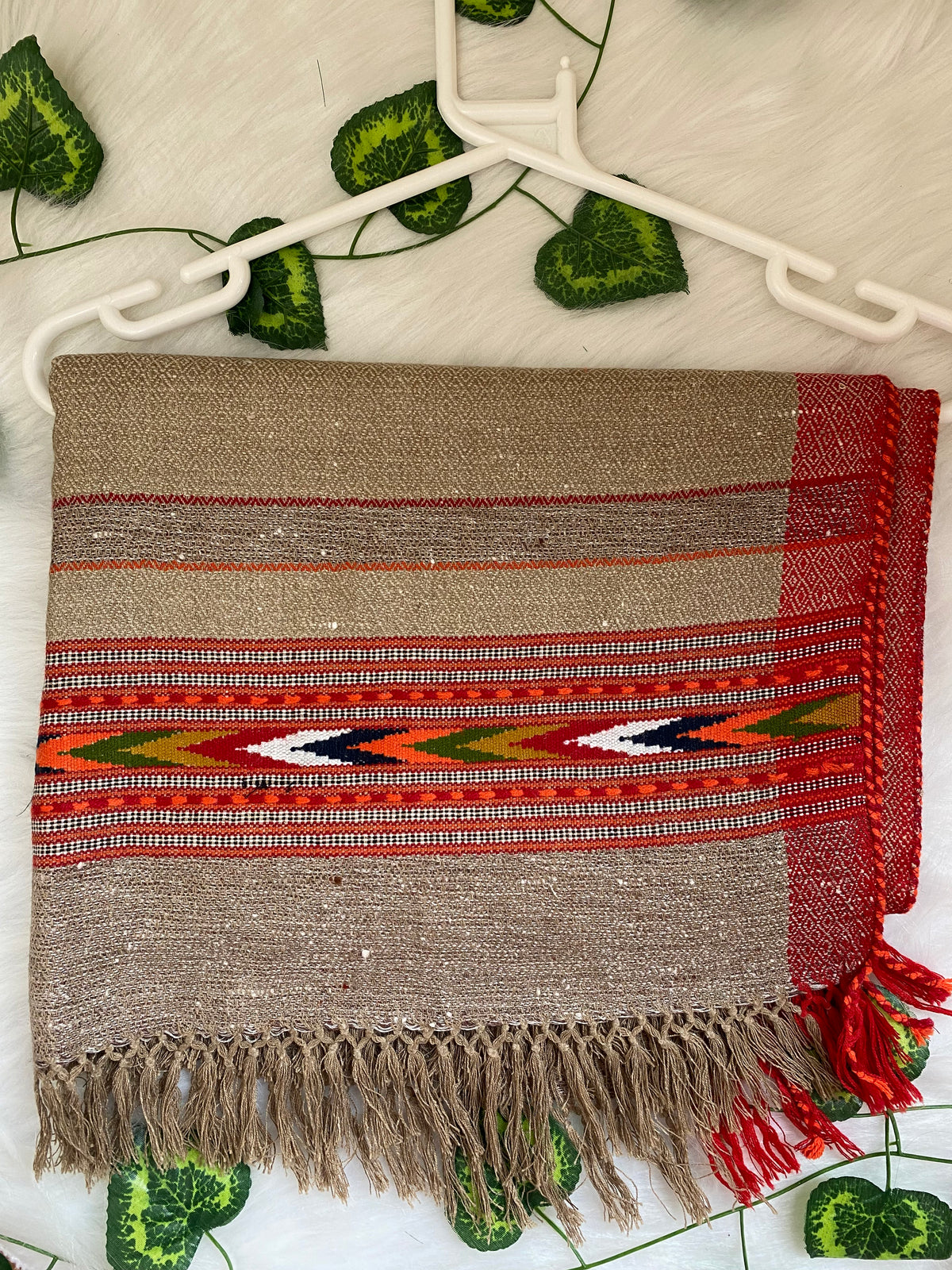 Manjari Kullvi — Beige