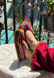 Himachali Pullas — Handwoven Grass Slippers