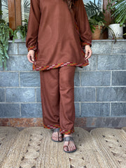 Taana Baana — Brown