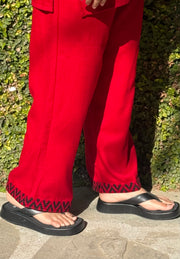 Taana Baana — Red